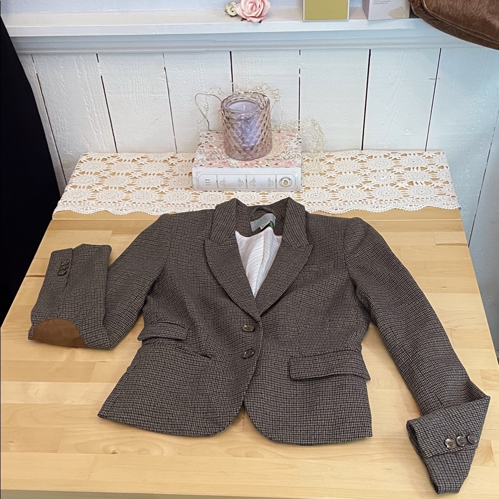 H&M 6 Black and tan Houndstooth Blazer